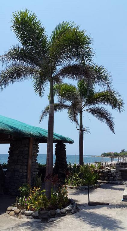 Reddoorz @ White Castle Beach Resort Iba Zambales Экстерьер фото